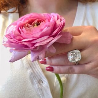 5.56 Carat Antique Cushion-Cut Diamond in Oscar Heyman Mounting - GIA G VS2