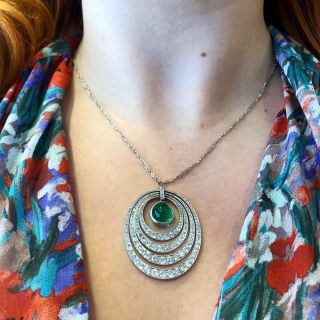 Art Deco 6.61 Carat Cabochon Emerald and Diamond Necklace