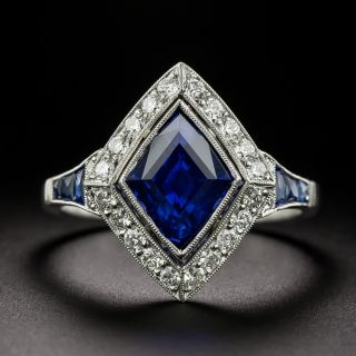 Art Deco-Style 3.25 Carat Color-Change Ceylon Sapphire and Diamond Ring - GIA - 3