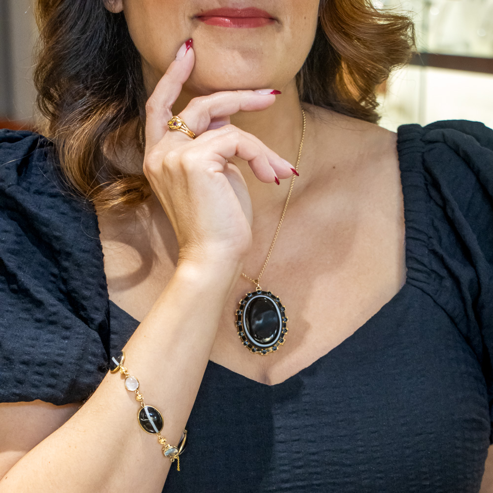 Lang Blog HomePage Hero Victorian Style